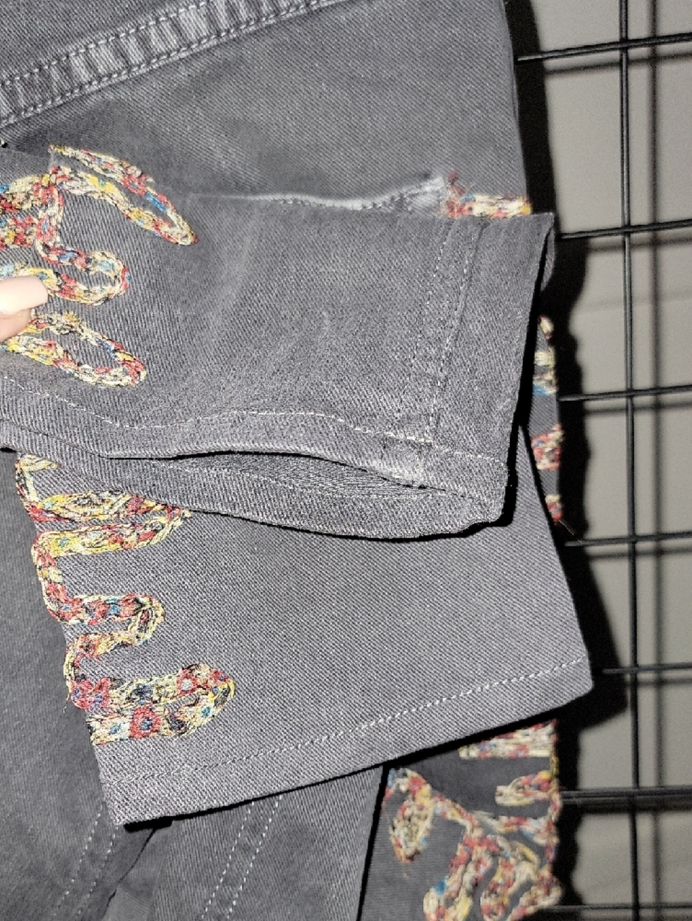 Isabel Marant ÈTOILE Charcoal Gray Cropped Jeans with Side Lace Trim - Picture 10 of 16
